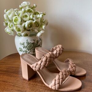 NIB Schutz Myrah Block Heel Braided Leather Stacked Heel Sandal, Honey Beige 7.5
